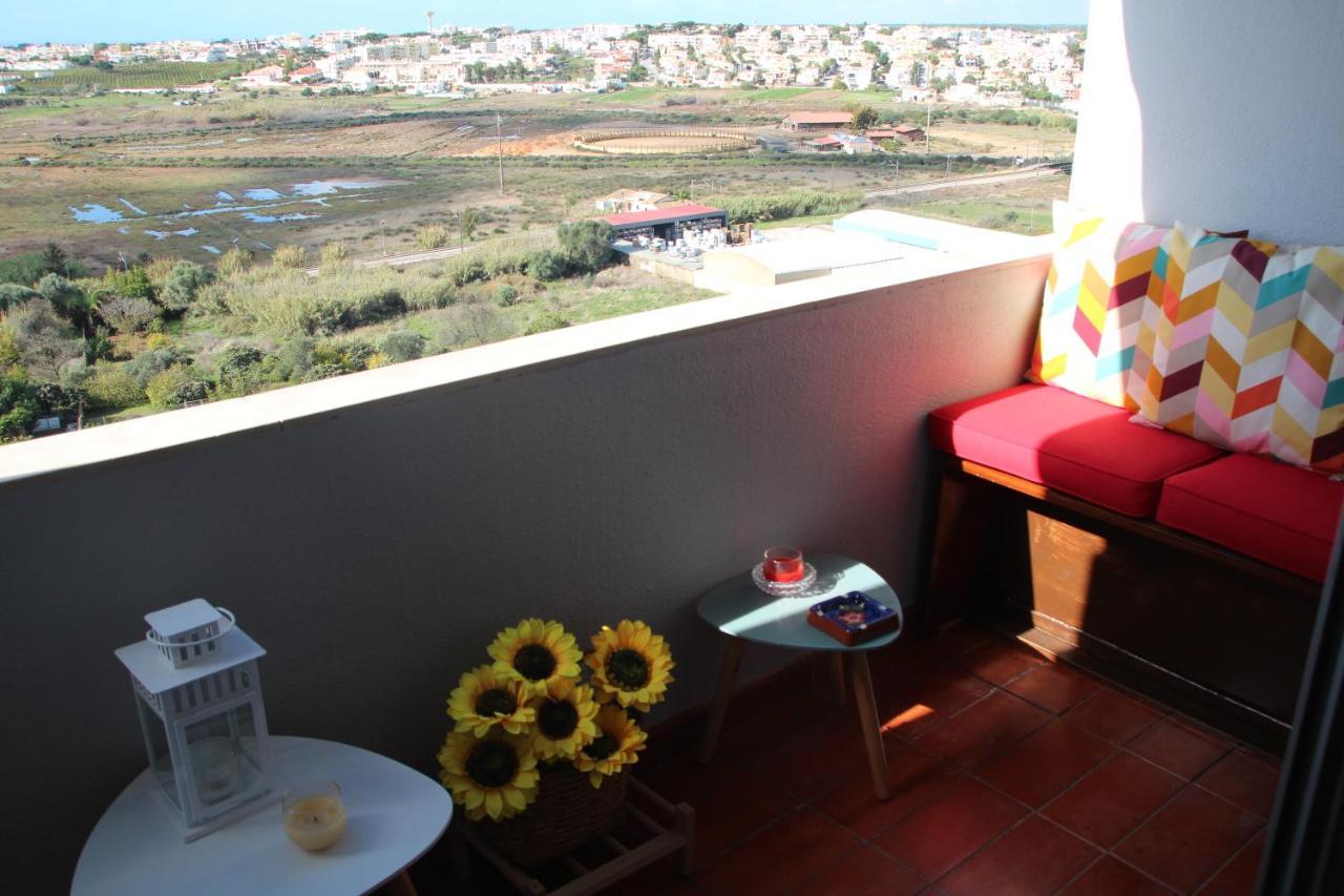 Ricardo Rolão Vista Mar - Edifício Oásis - Bedrooms Apartamento *